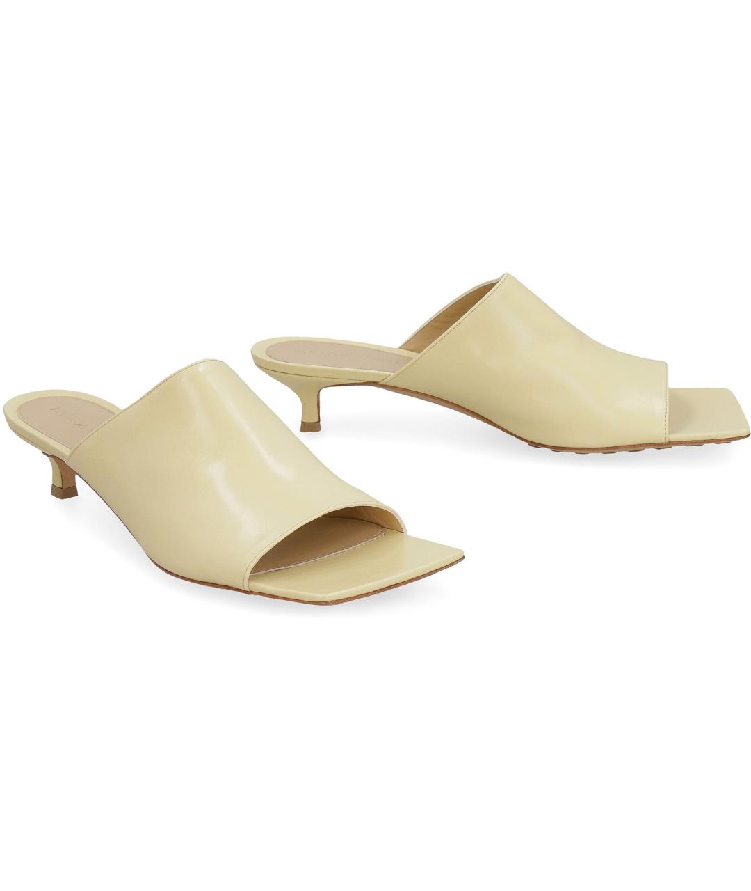 BOTTEGA VENETA Желтые кожаные мюли, фото 3