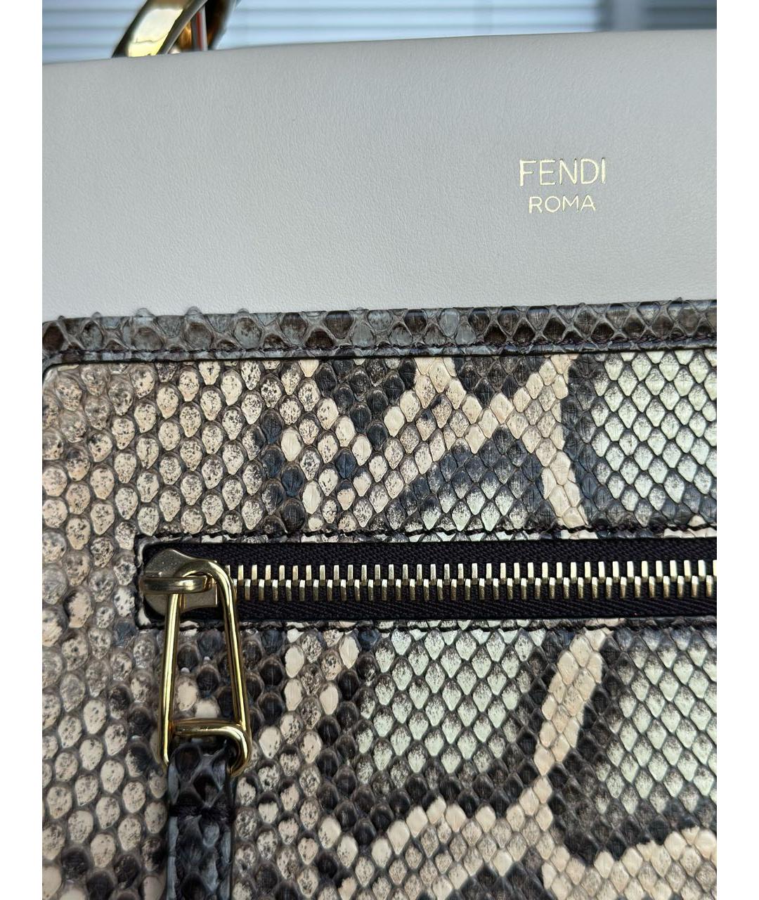FENDI Бежевая кожаная сумка с короткими ручками, фото 5
