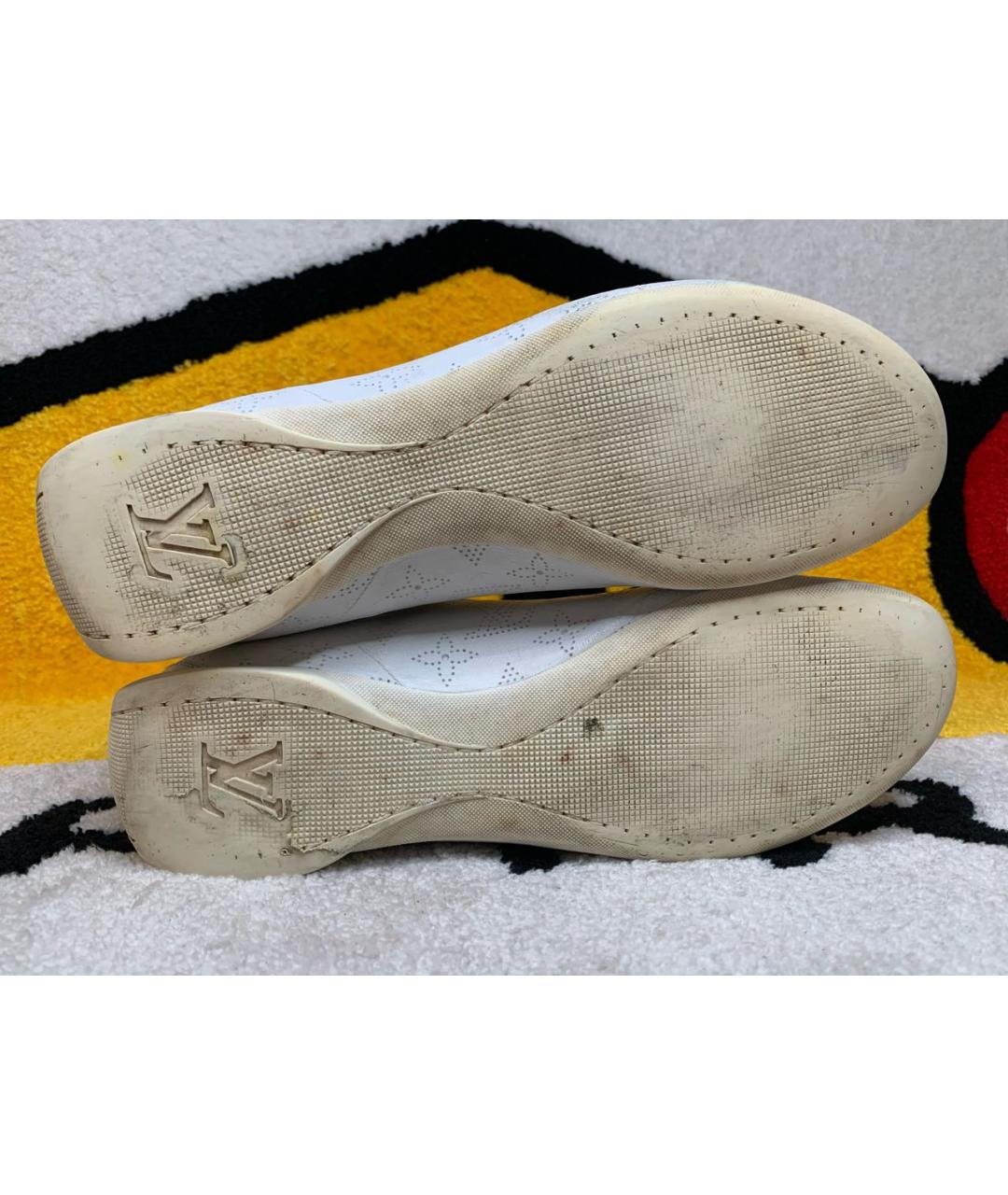 LOUIS VUITTON Белые кожаные низкие кроссовки / кеды, фото 8