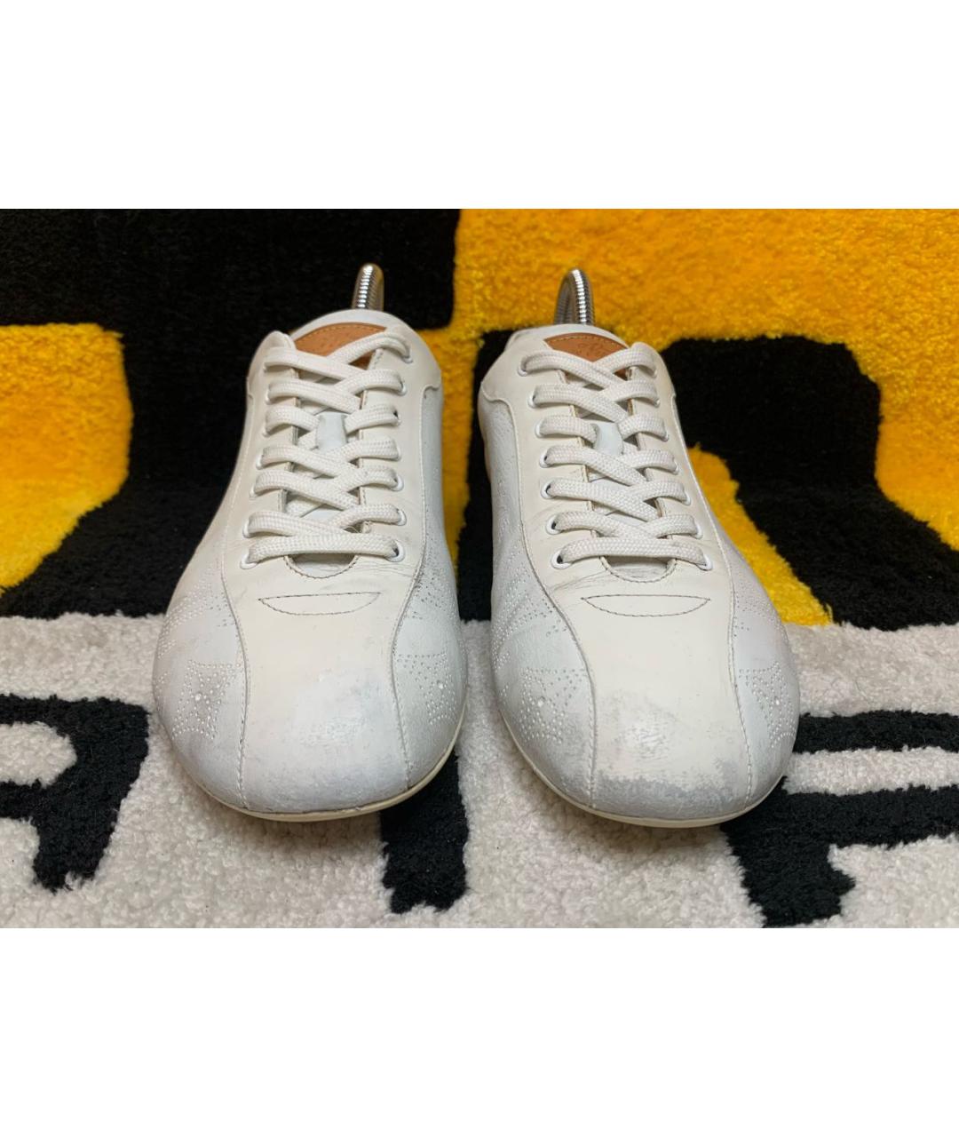 LOUIS VUITTON Белые кожаные низкие кроссовки / кеды, фото 2