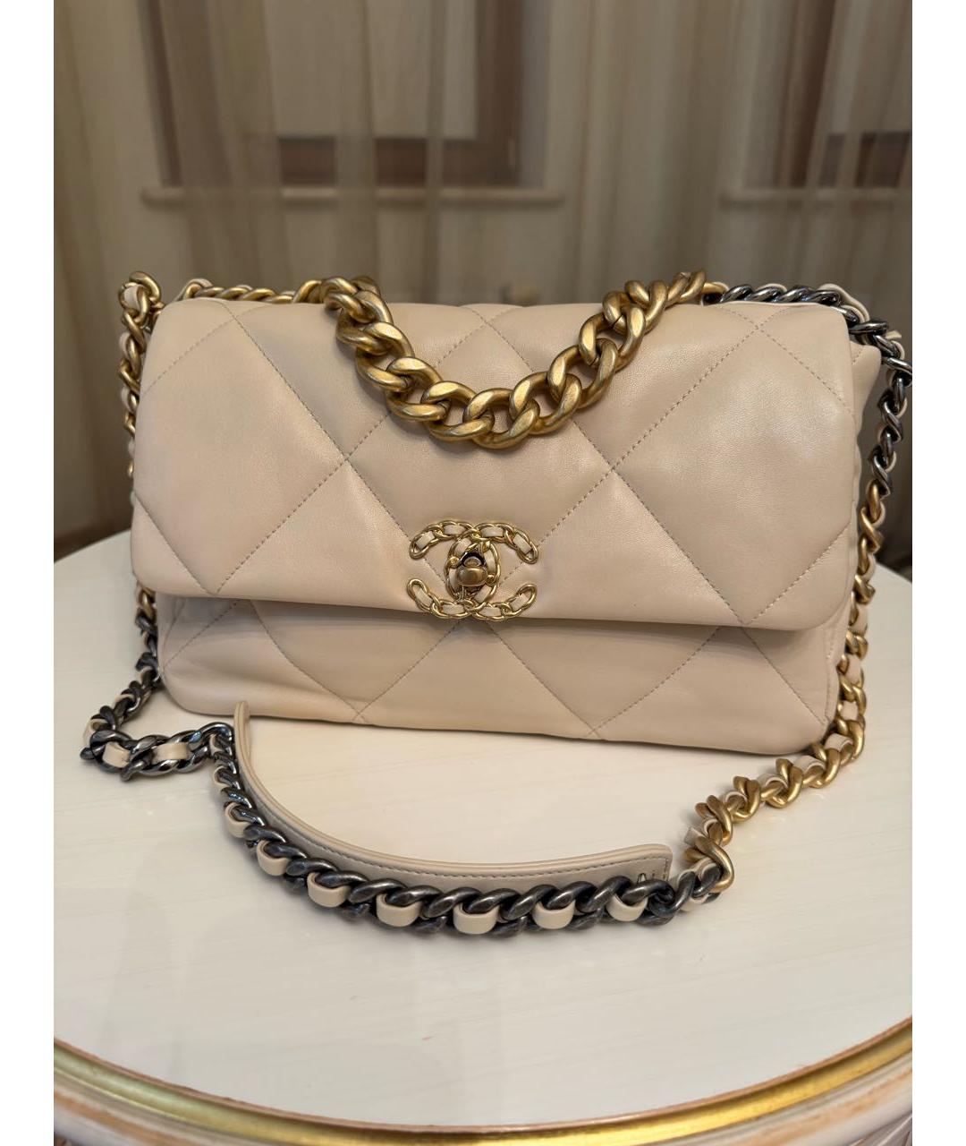 CHANEL Бежевая кожаная сумка через плечо, фото 2