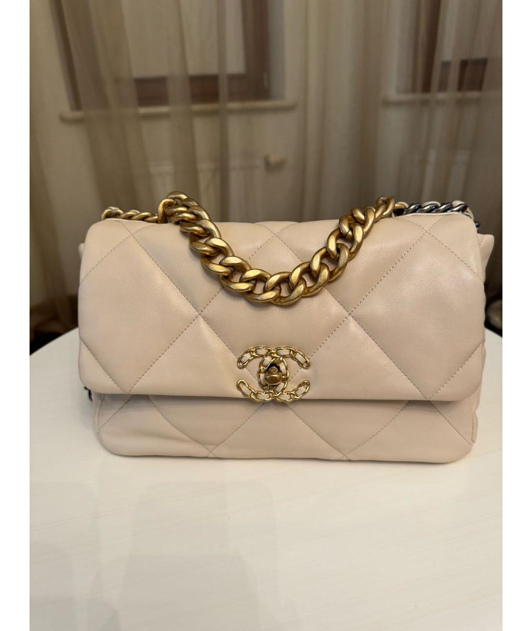CHANEL Бежевая кожаная сумка через плечо, фото 8