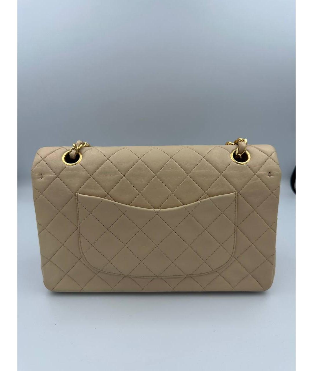 CHANEL Бежевая кожаная сумка через плечо, фото 3