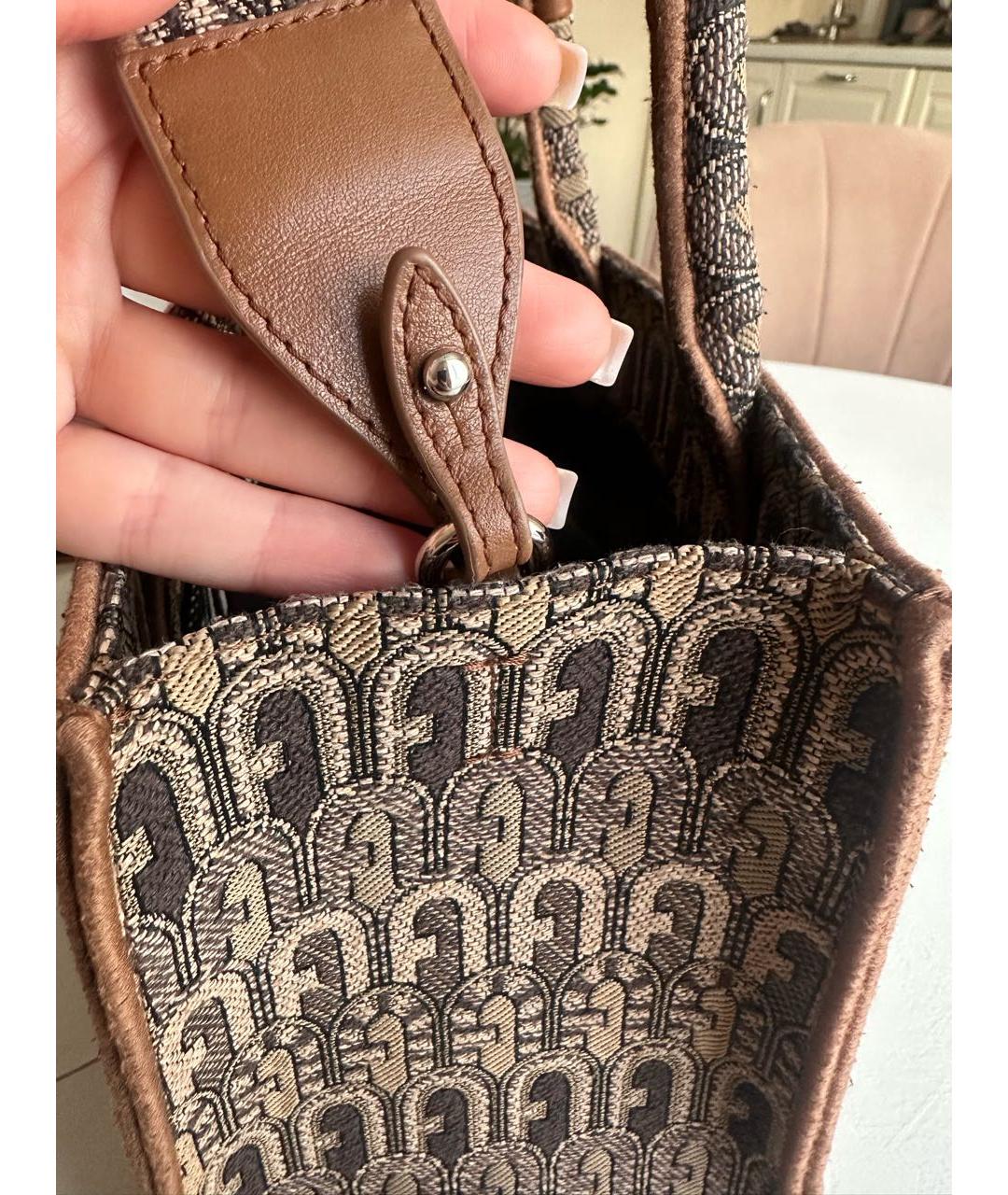 FURLA Коричневая жаккардовая сумка с короткими ручками, фото 9
