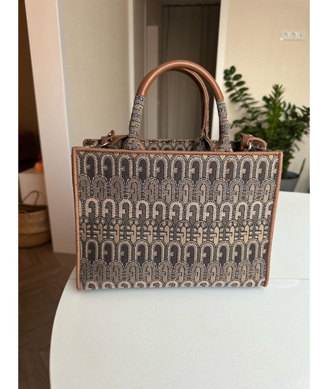 FURLA Коричневая жаккардовая сумка с короткими ручками, фото 4