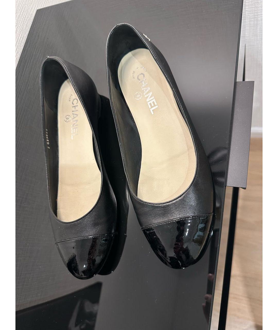 CHANEL Черные кожаные балетки, фото 5