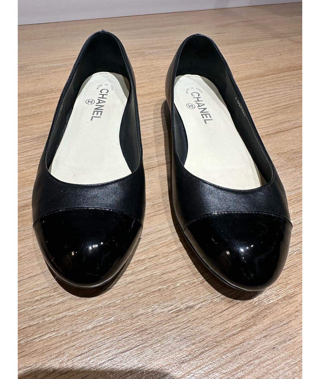 CHANEL Черные кожаные балетки, фото 2