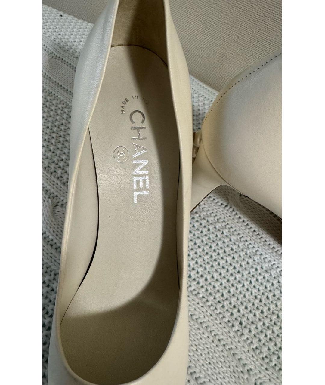 CHANEL Белые кожаные туфли, фото 4