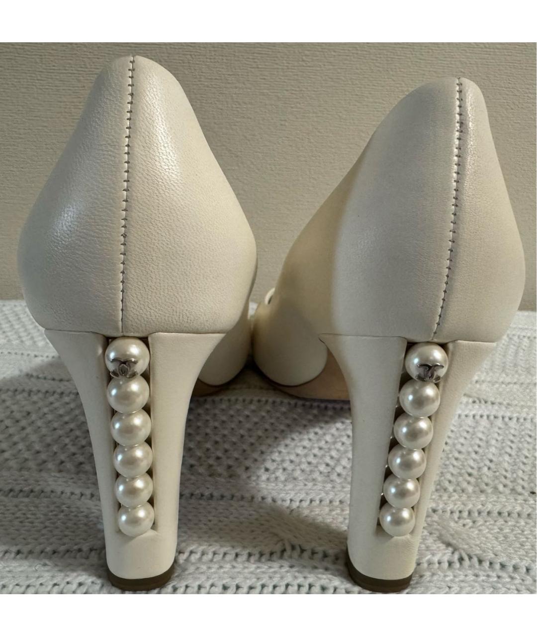 CHANEL Белые кожаные туфли, фото 3