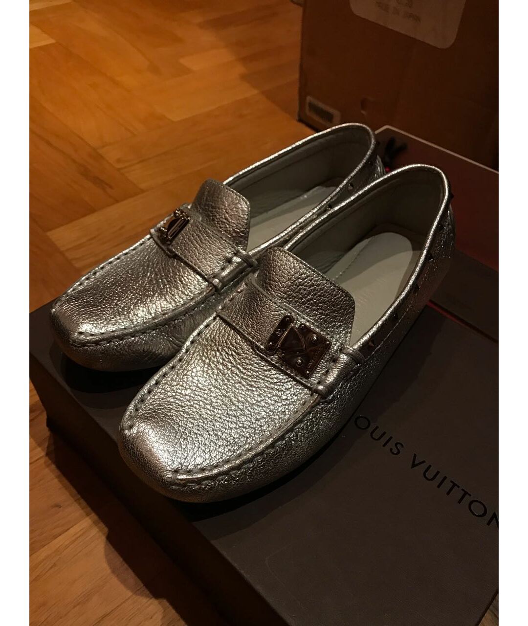 LOUIS VUITTON PRE-OWNED Серебряные кожаные мокасины, фото 3