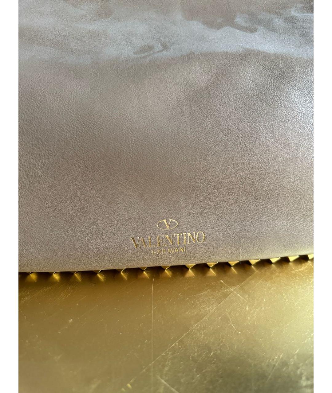 VALENTINO Бежевая кожаная сумка тоут, фото 3