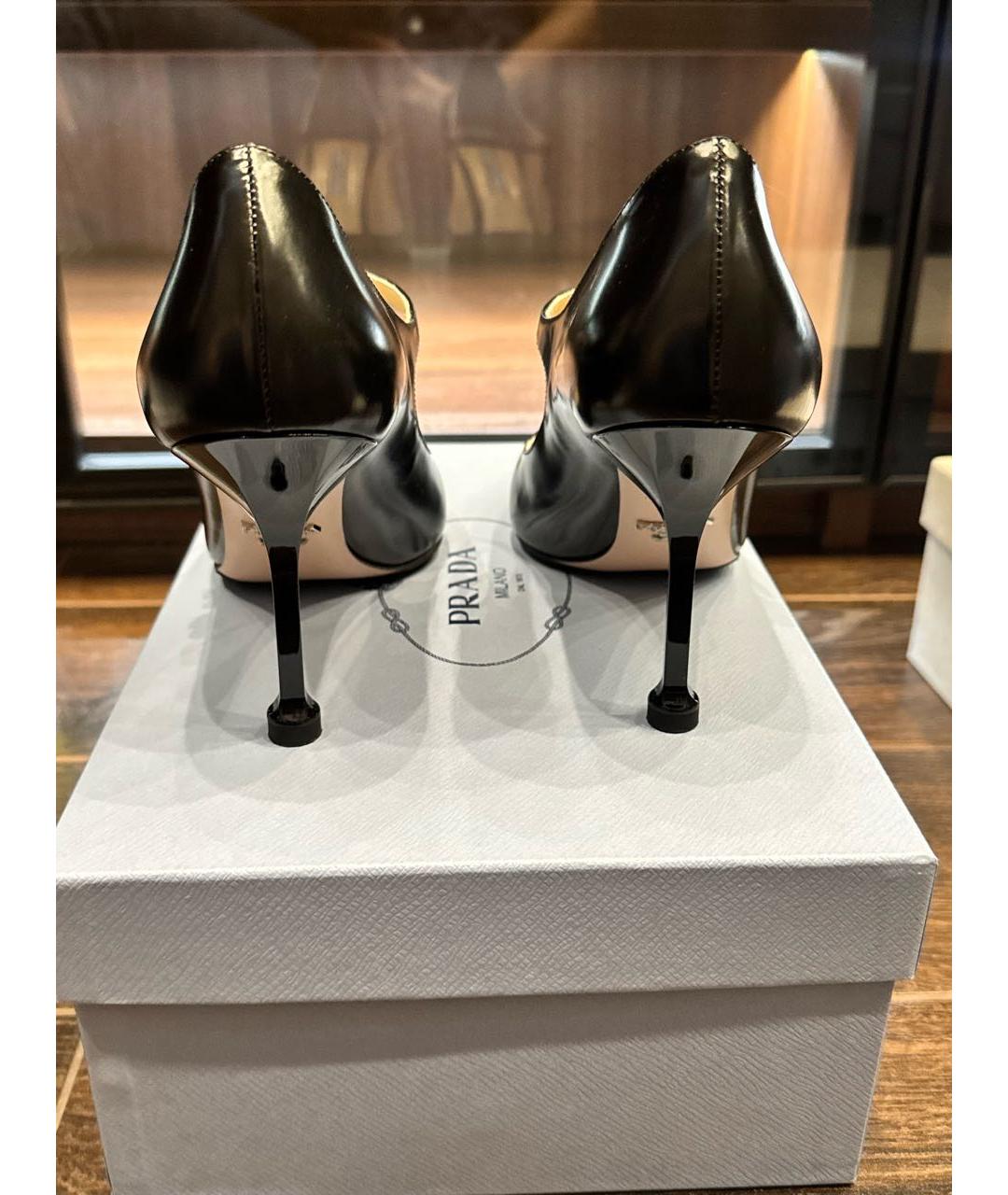 PRADA Черные кожаные туфли, фото 4
