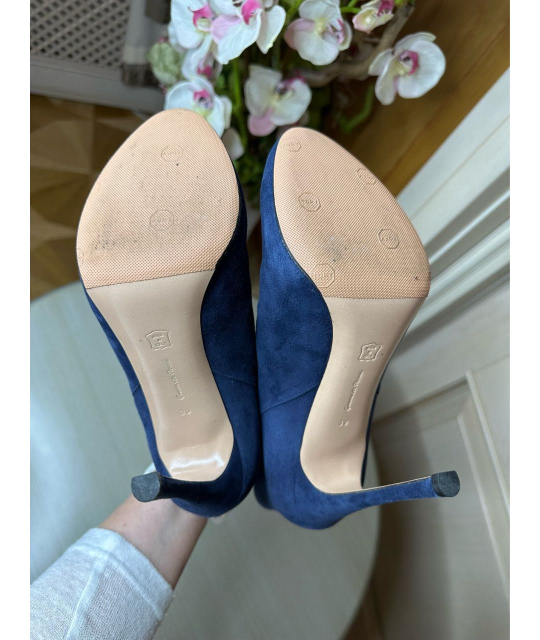 GIANVITO ROSSI Темно-синие замшевые ботильоны, фото 6