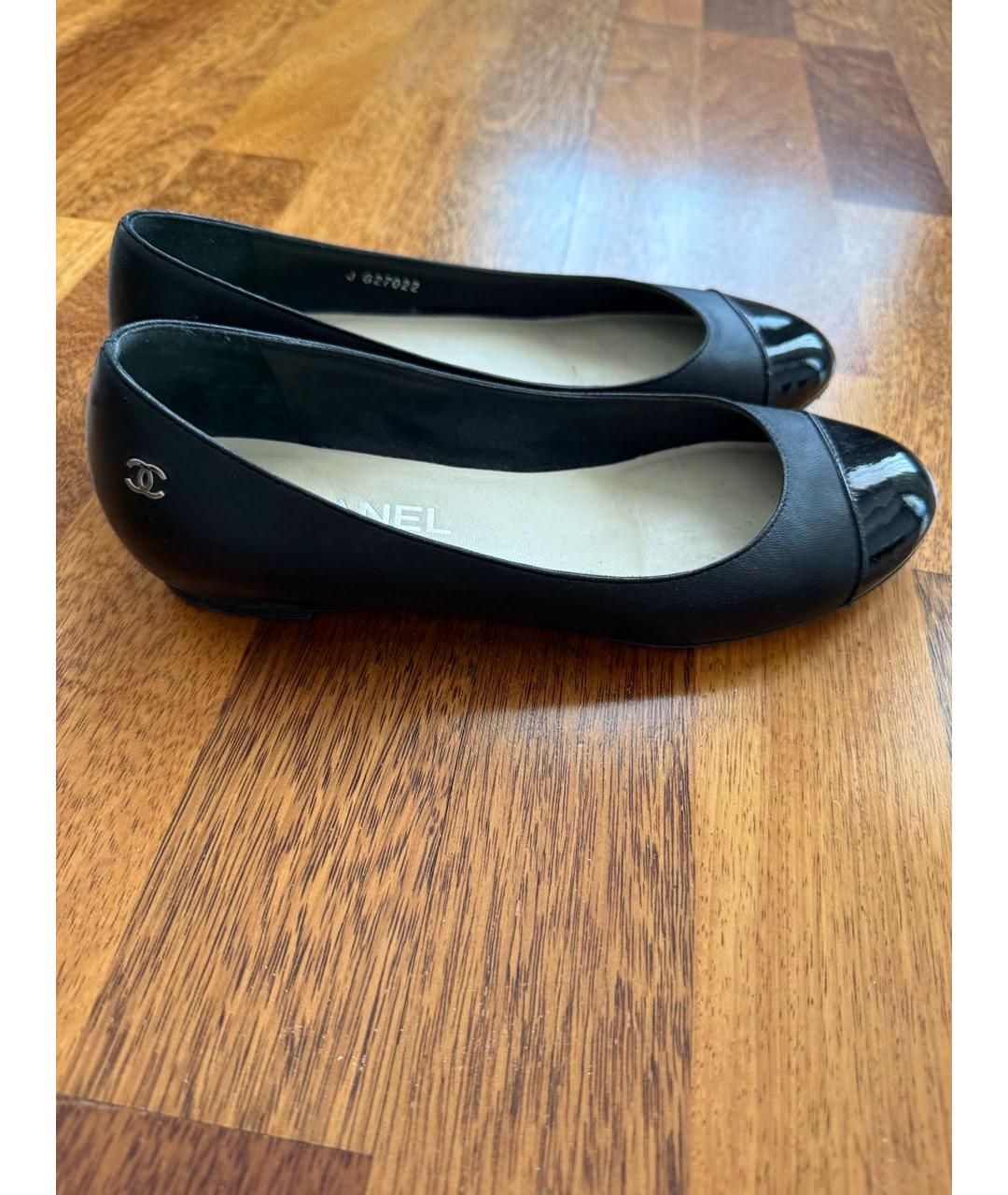 CHANEL Черные кожаные балетки, фото 6