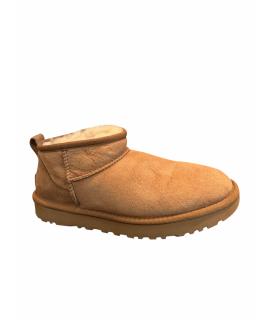 UGG AUSTRALIA Ботинки