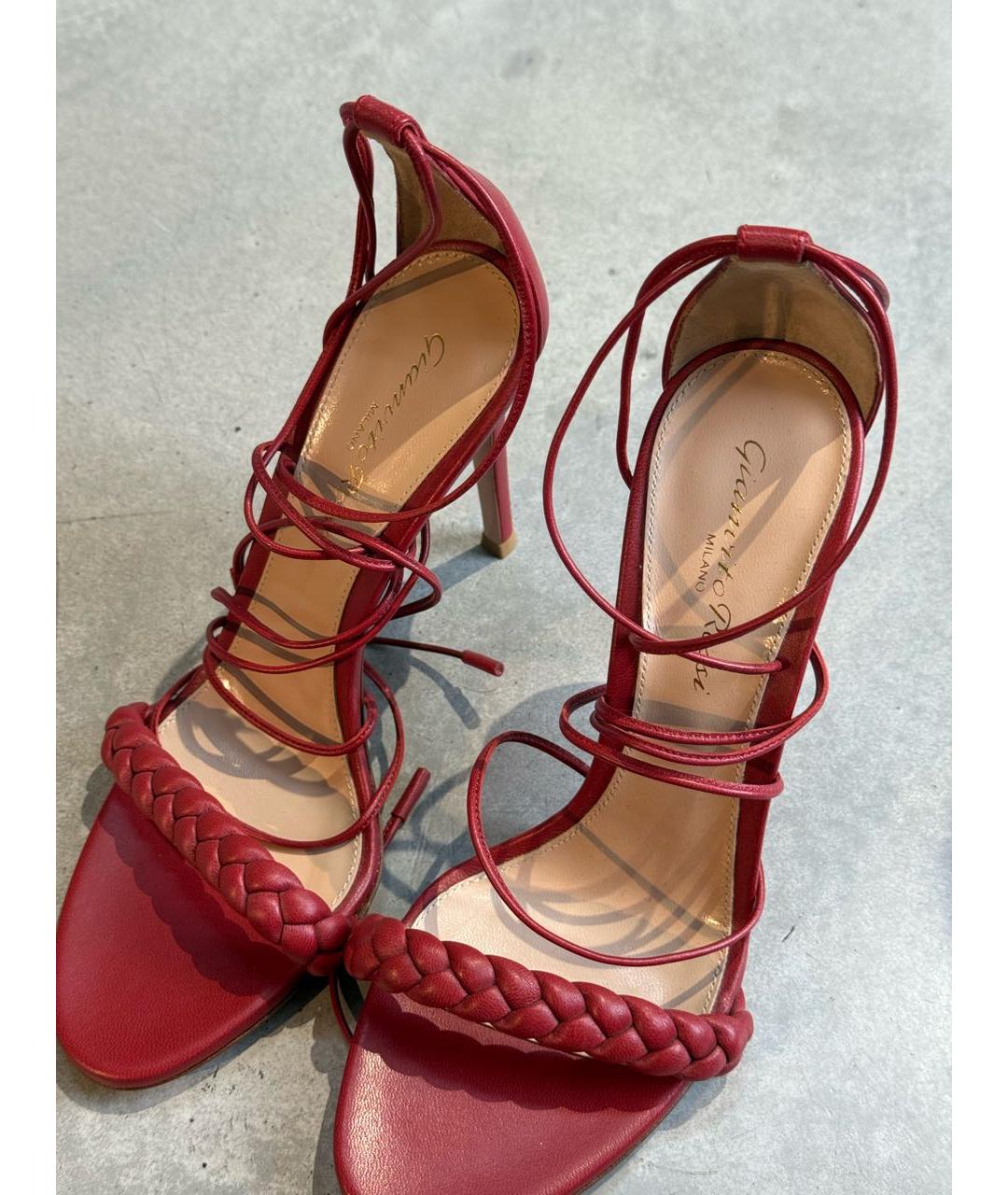GIANVITO ROSSI Красные кожаные босоножки, фото 2