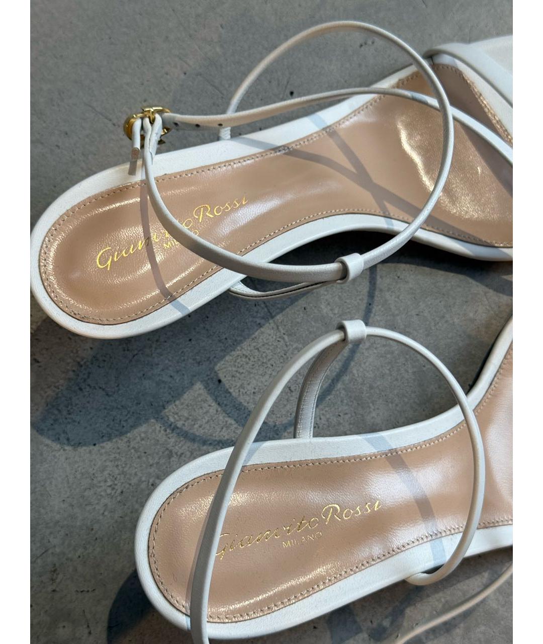 GIANVITO ROSSI Белые кожаные босоножки, фото 3