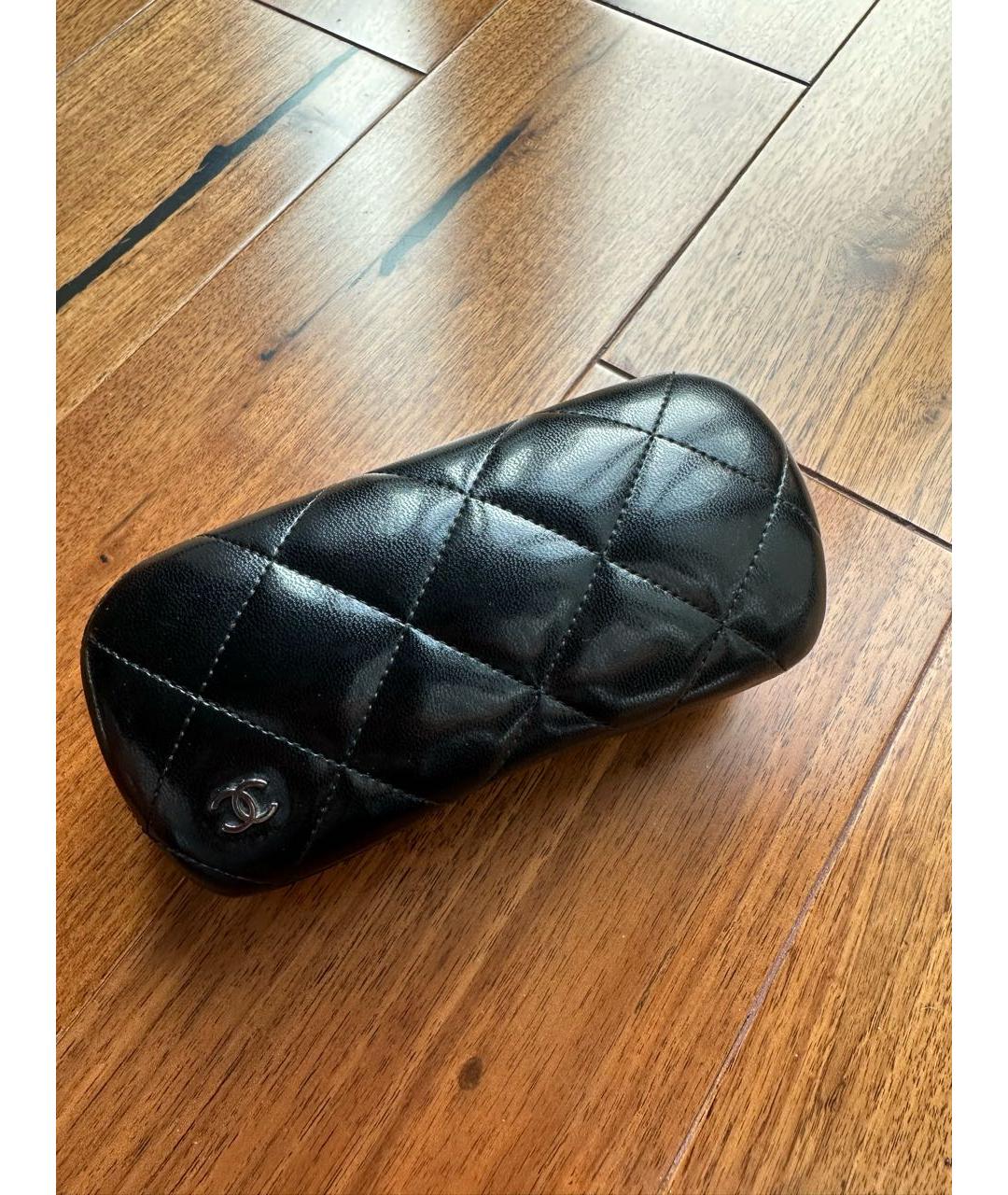 CHANEL Черные пластиковые солнцезащитные очки, фото 4
