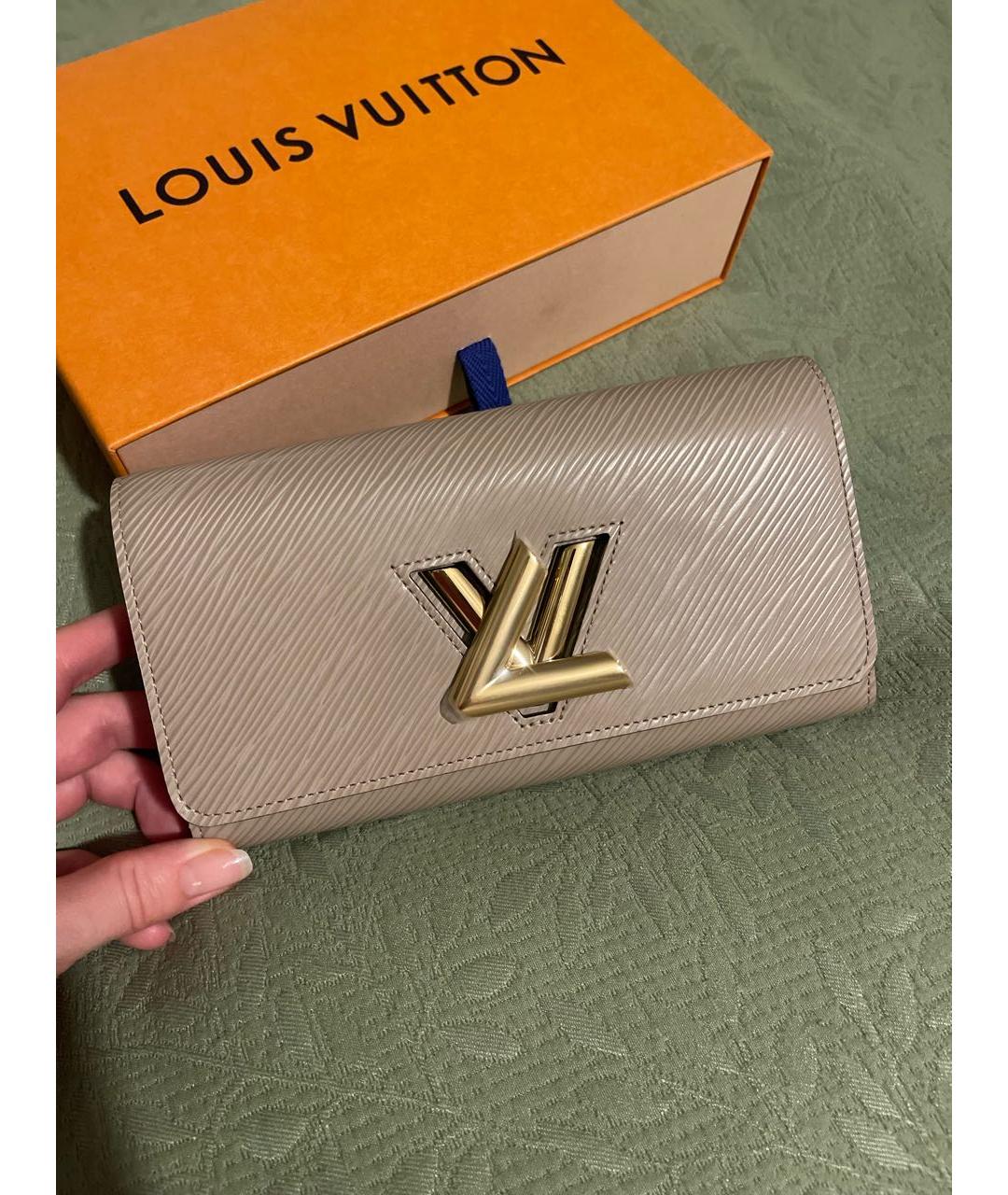 LOUIS VUITTON Бежевый кожаный кошелек, фото 6