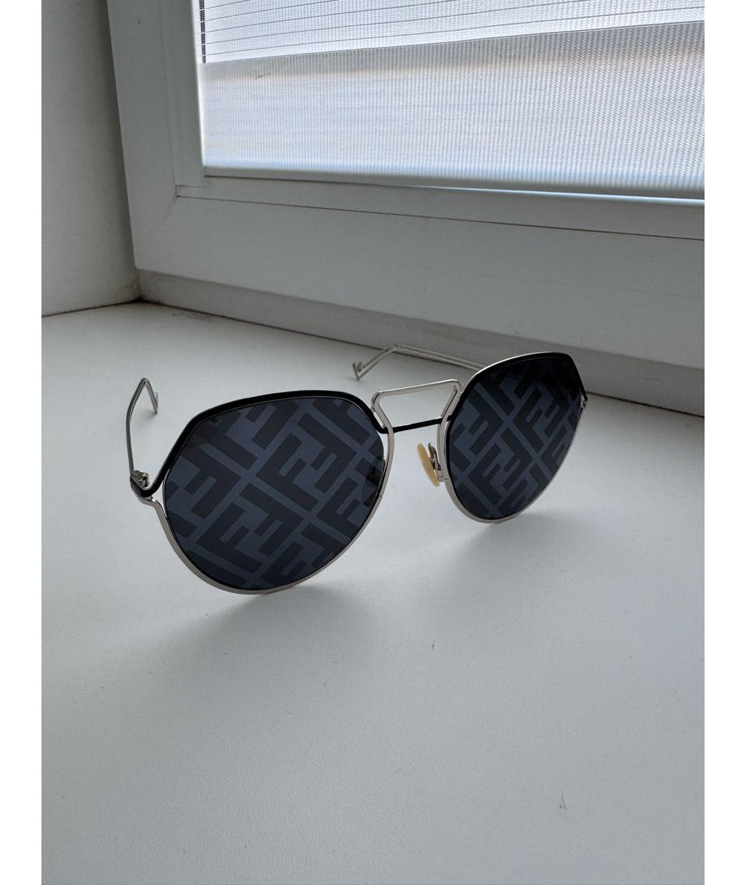 FENDI Антрацитовые металлические солнцезащитные очки, фото 2