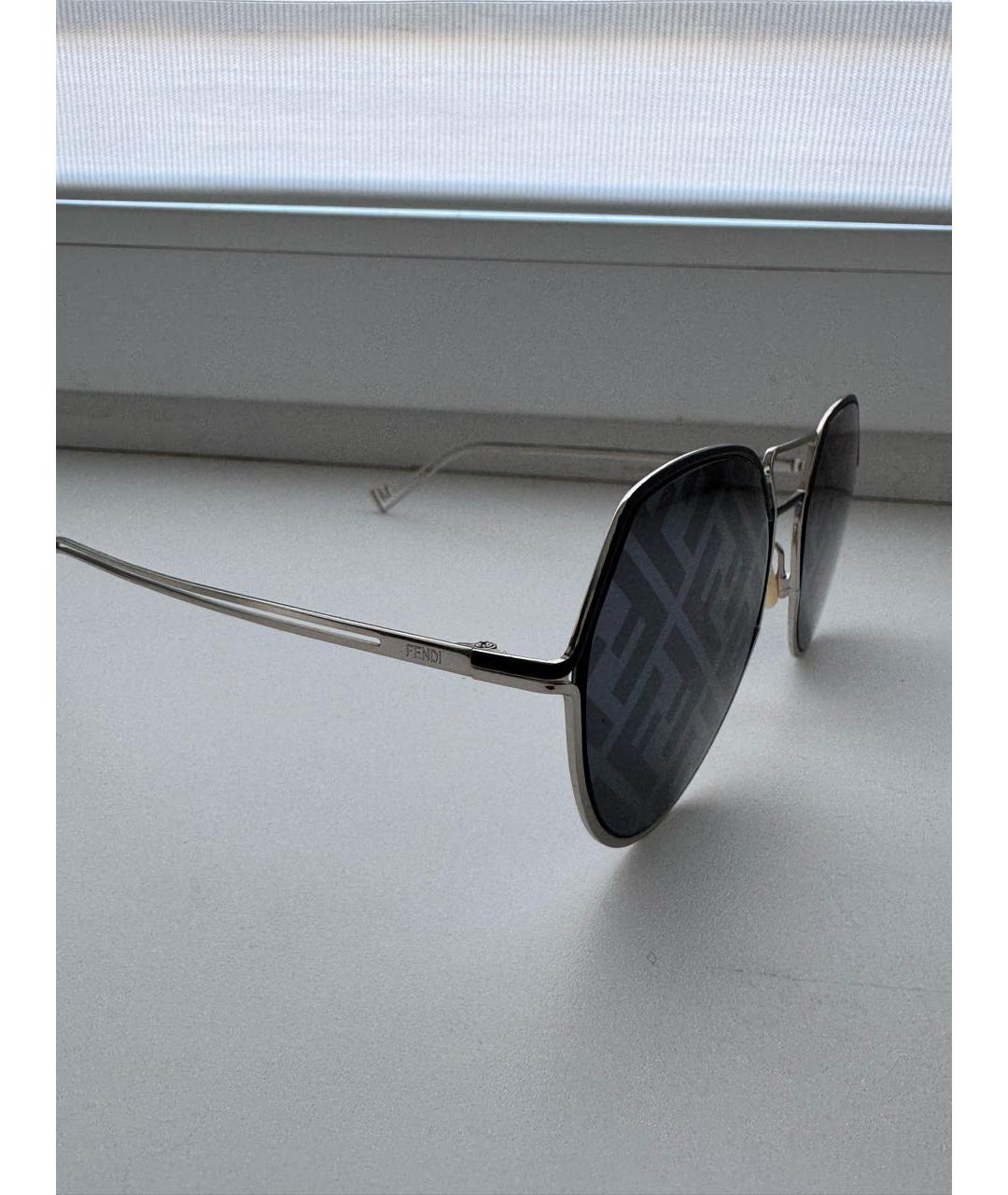 FENDI Антрацитовые металлические солнцезащитные очки, фото 3
