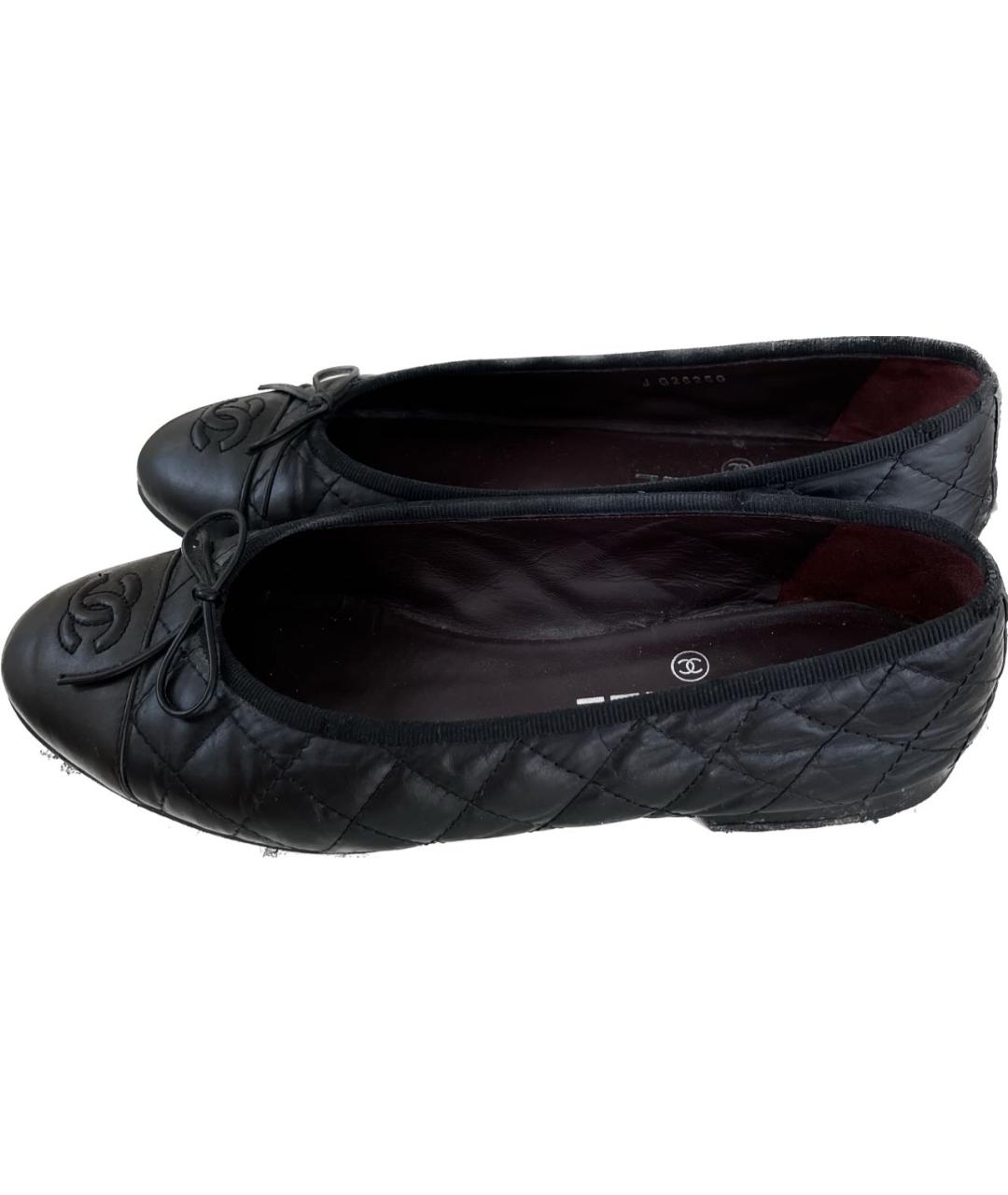 CHANEL Черные кожаные балетки, фото 3