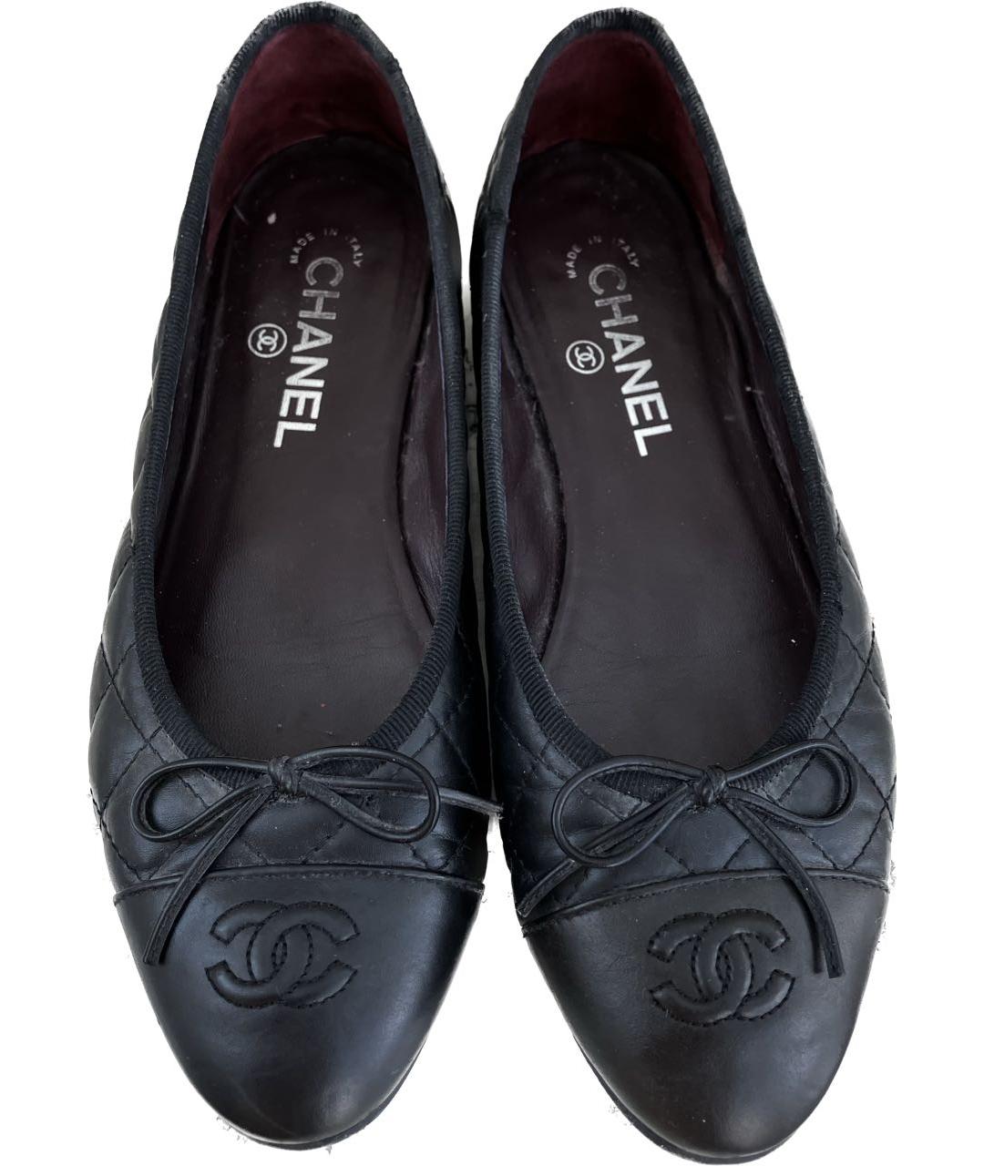 CHANEL Черные кожаные балетки, фото 2