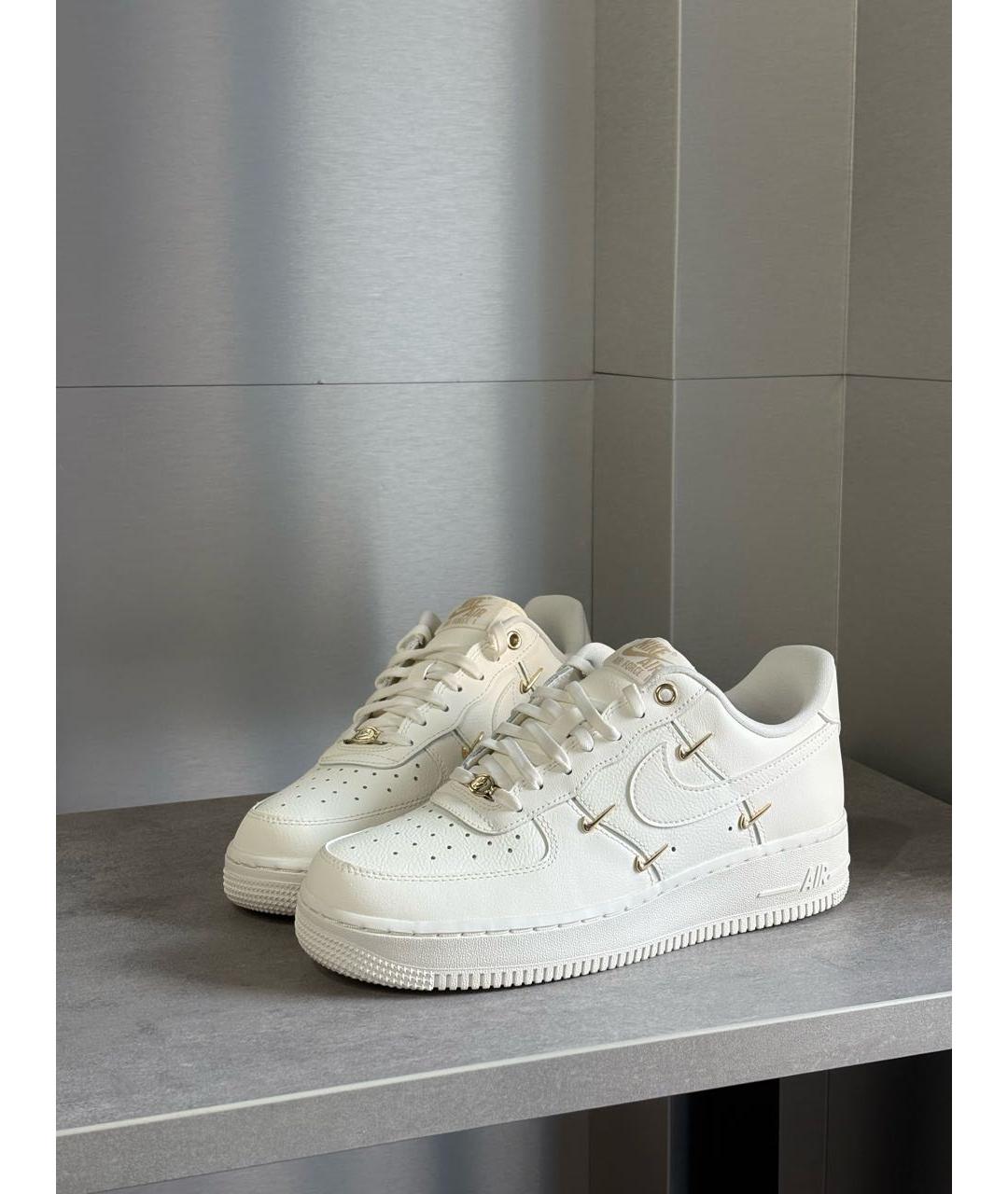 NIKE Белые кожаные кроссовки, фото 2