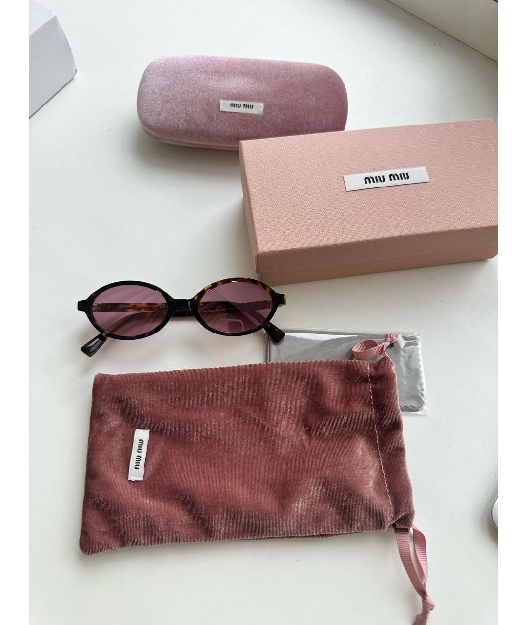 MIU MIU Коричневые пластиковые солнцезащитные очки, фото 2