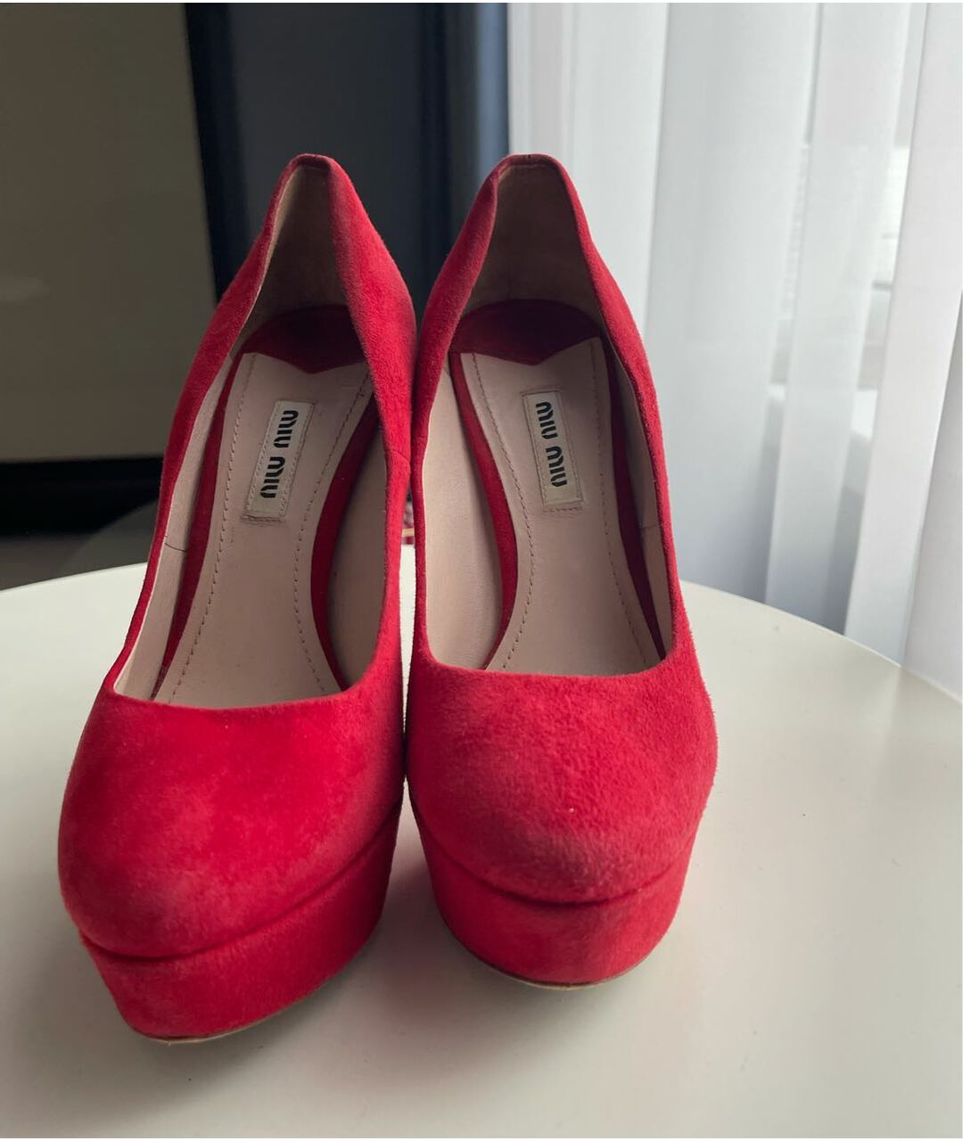 MIU MIU Красные замшевые туфли, фото 2