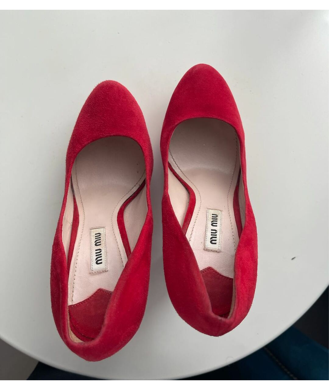MIU MIU Красные замшевые туфли, фото 3
