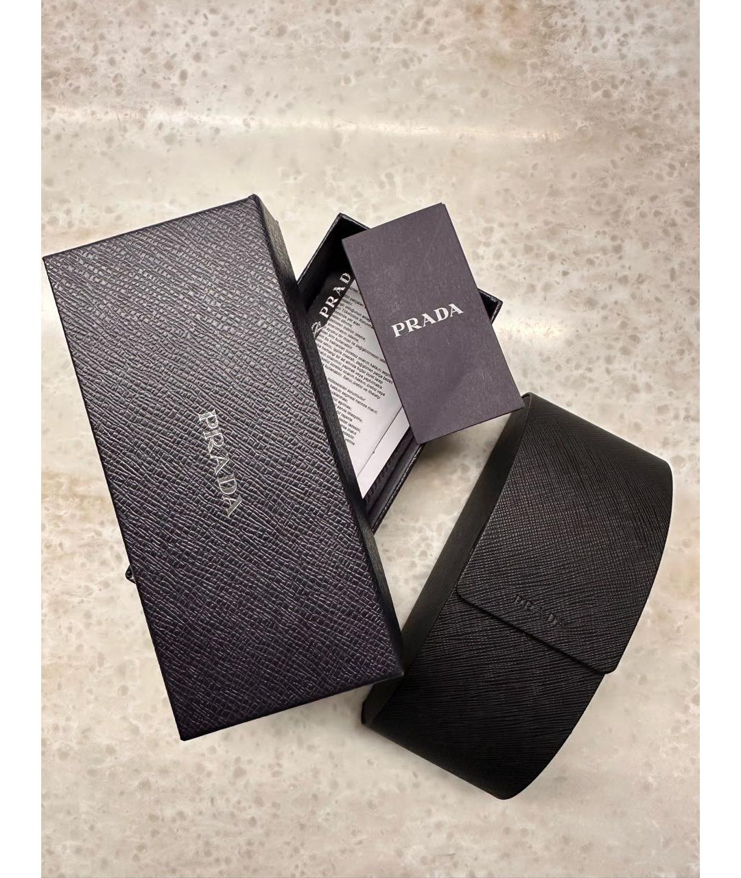 PRADA Черные пластиковые солнцезащитные очки, фото 5