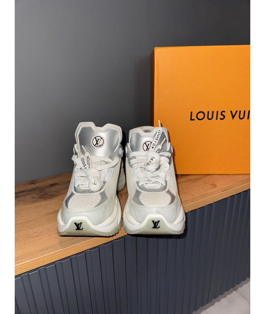 LOUIS VUITTON Белые кроссовки, фото 3