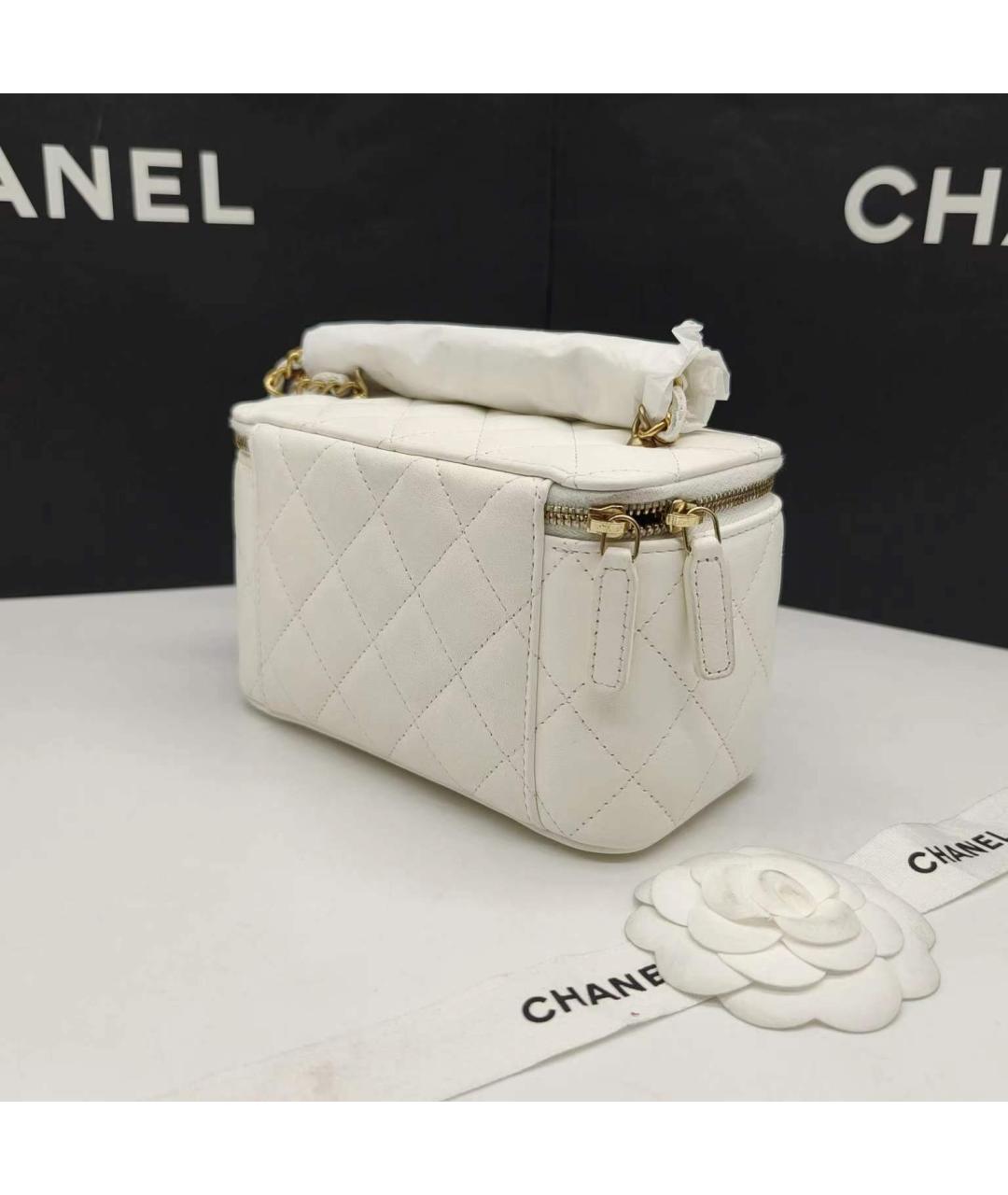 CHANEL Белая кожаная сумка через плечо, фото 3
