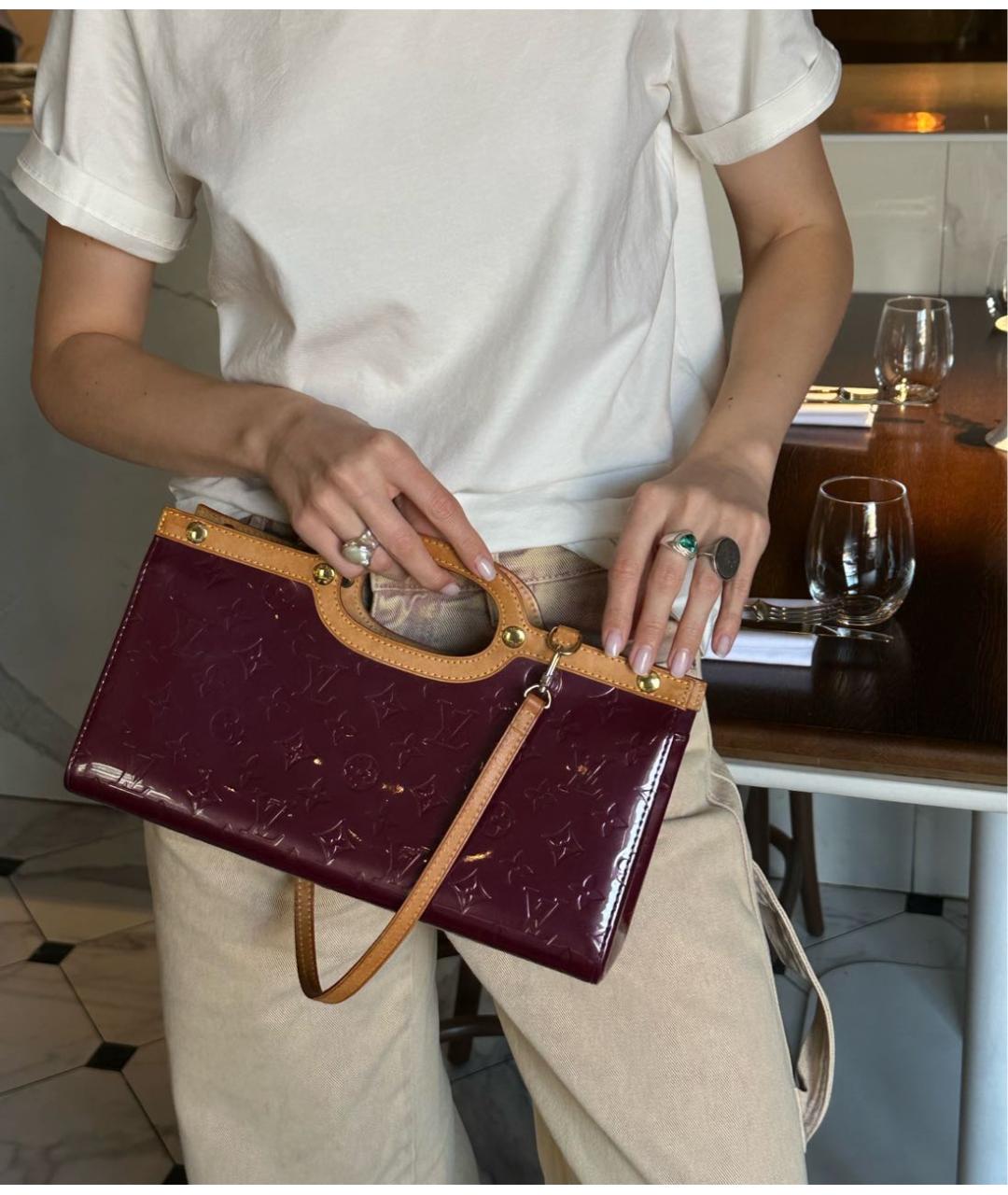 LOUIS VUITTON Фиолетовая сумка с короткими ручками из лакированной кожи, фото 5