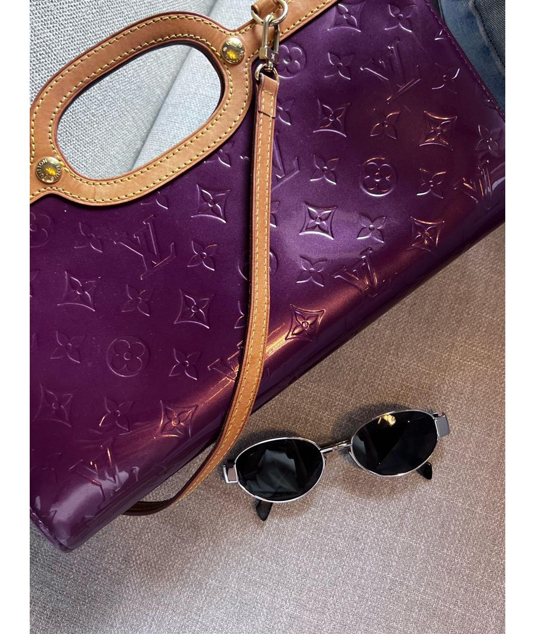 LOUIS VUITTON Фиолетовая сумка с короткими ручками из лакированной кожи, фото 6