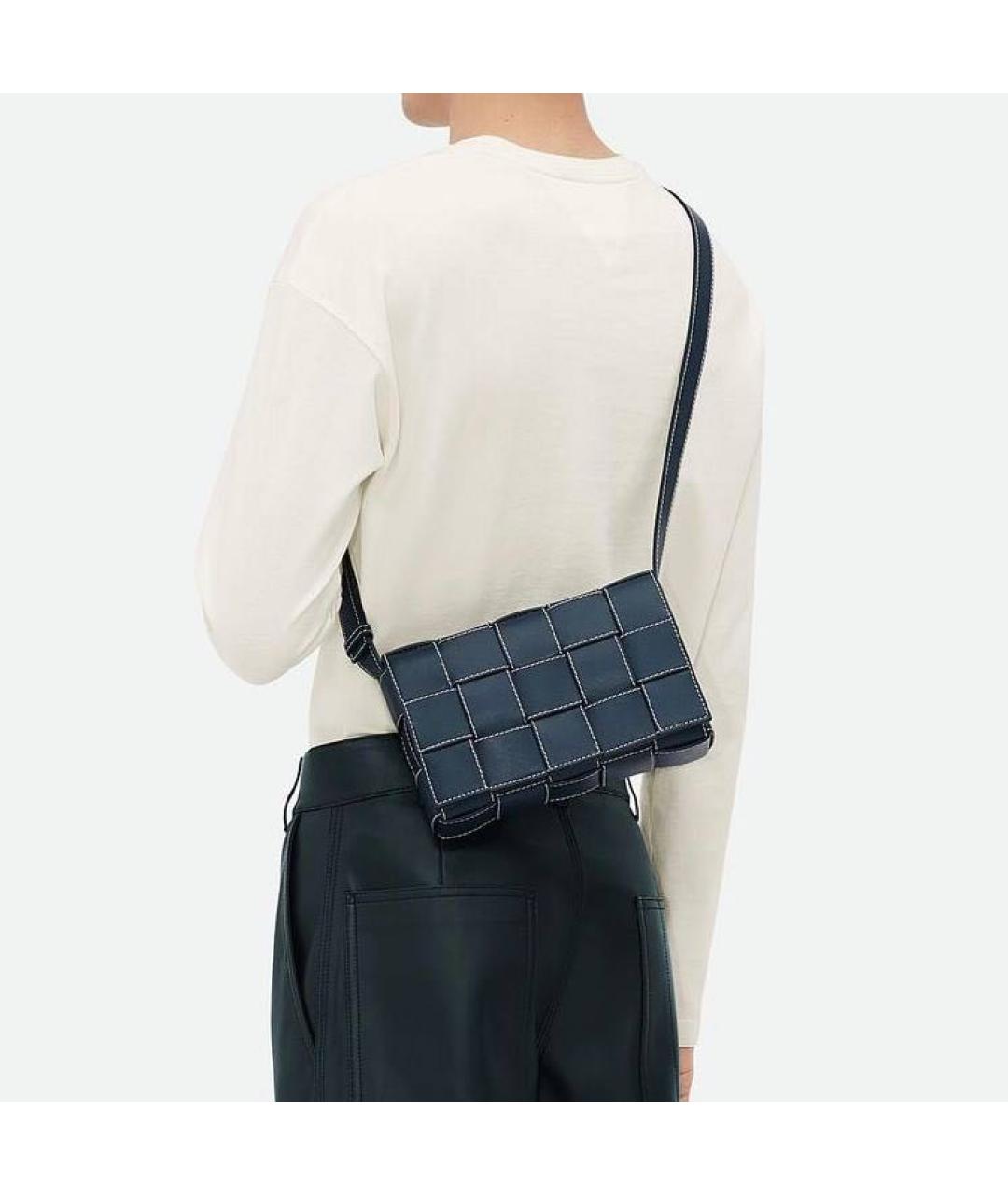 BOTTEGA VENETA Синяя кожаная сумка на плечо, фото 2