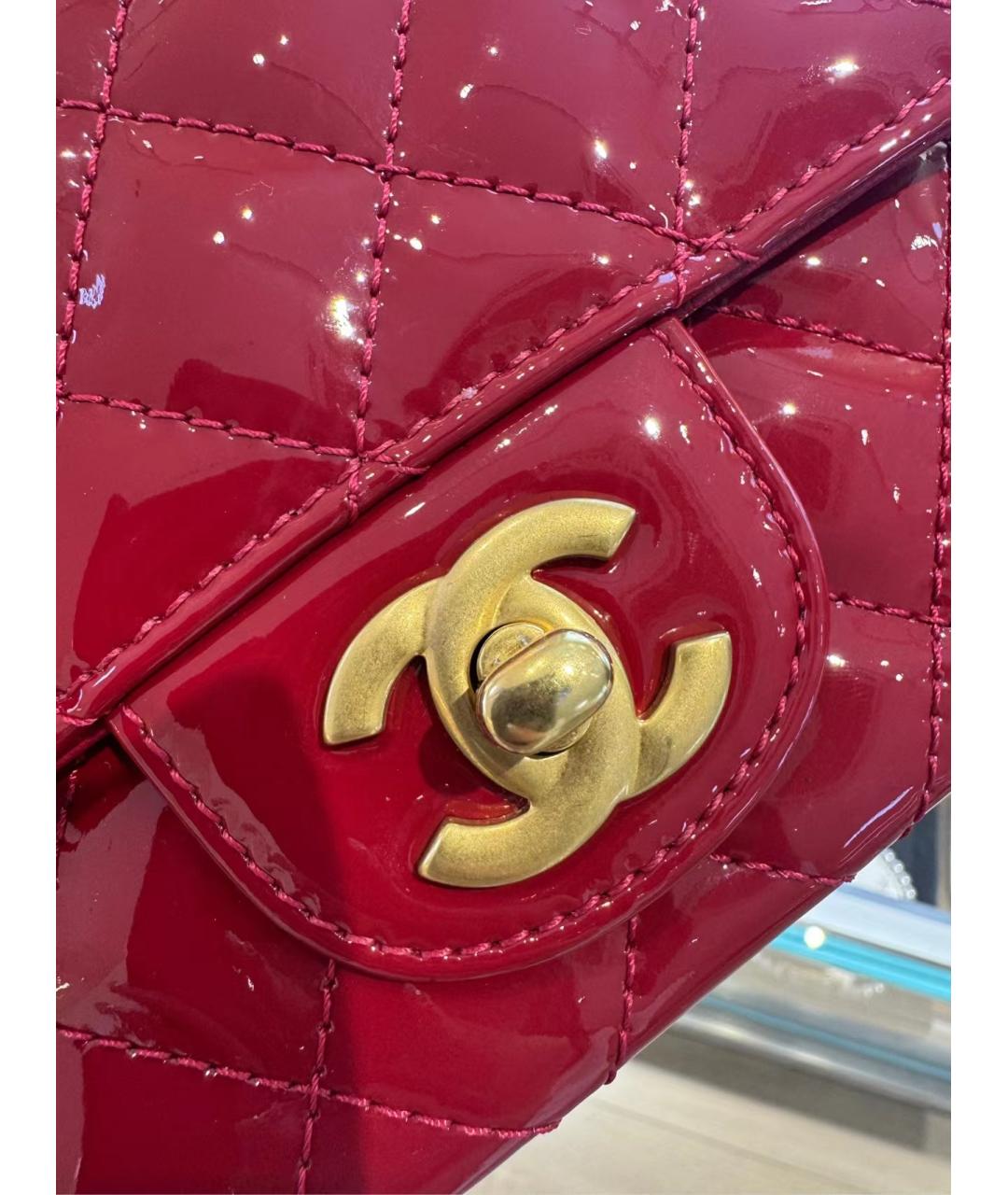 CHANEL Красная сумка через плечо из лакированной кожи, фото 8