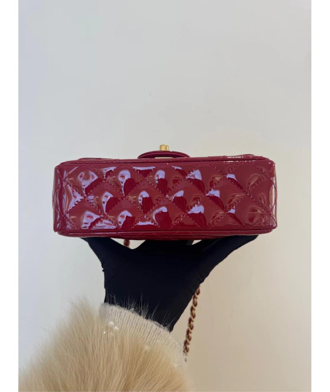 CHANEL Красная сумка через плечо из лакированной кожи, фото 2