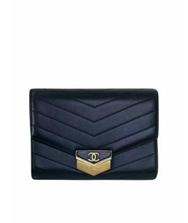 CHANEL Сумка через плечо