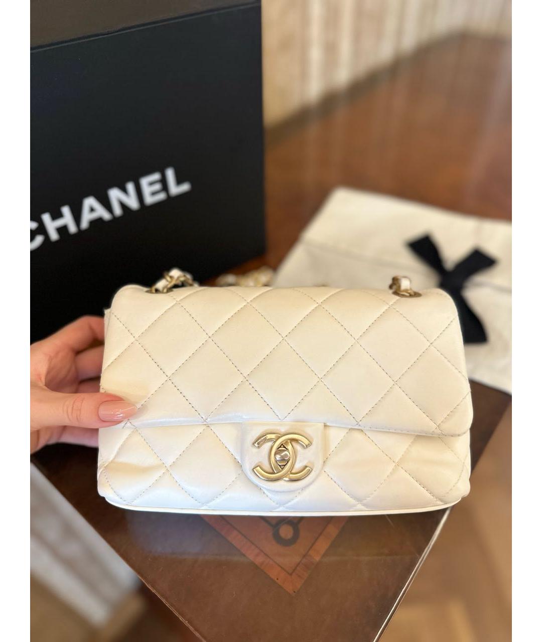 CHANEL Белая кожаная сумка через плечо, фото 8