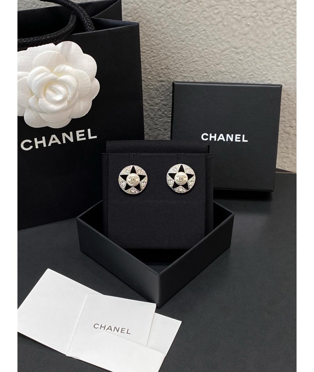 CHANEL Белые серьги, фото 3