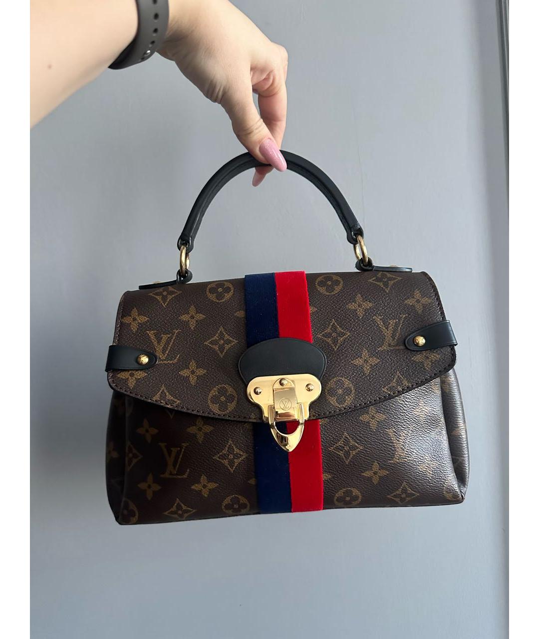 LOUIS VUITTON Коричневая кожаная сумка с короткими ручками, фото 5