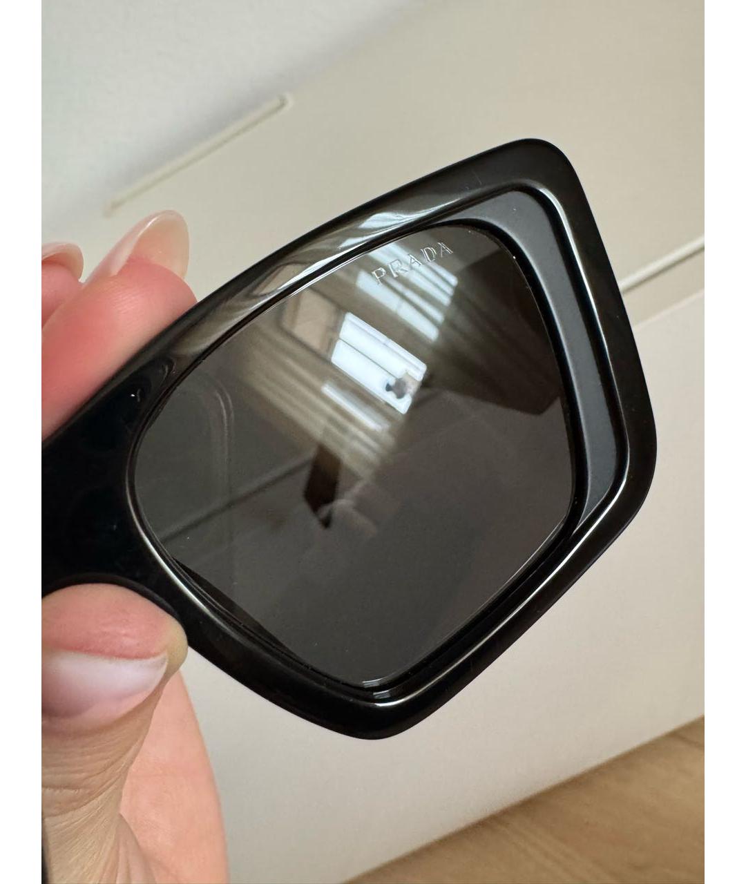 PRADA Черные пластиковые солнцезащитные очки, фото 6