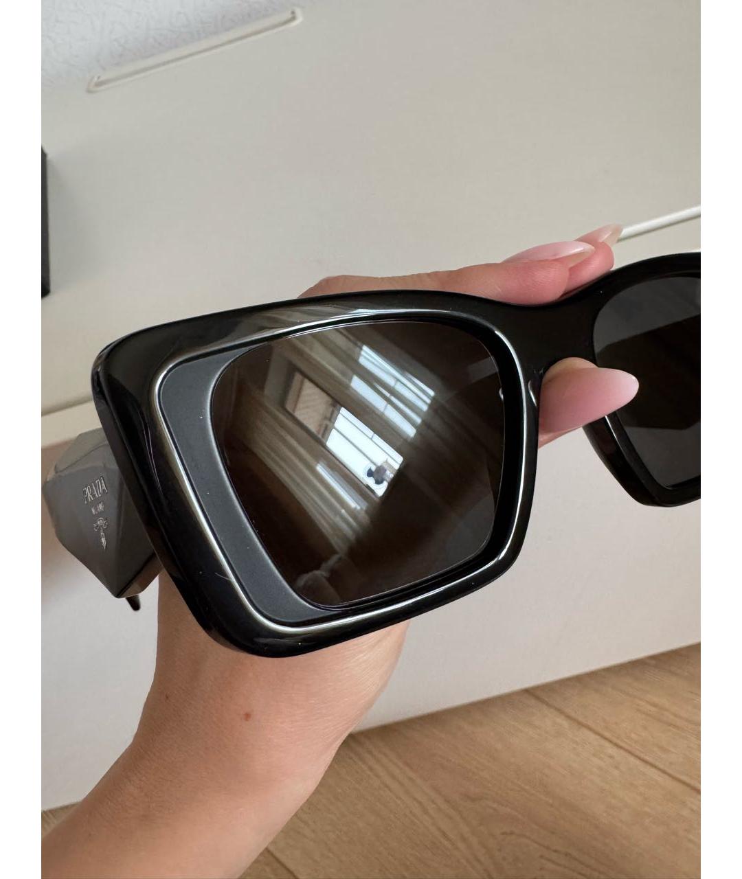 PRADA Черные пластиковые солнцезащитные очки, фото 7