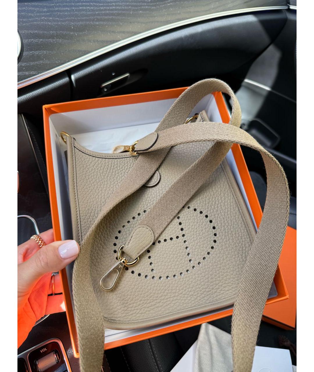 HERMES Бежевая кожаная сумка через плечо, фото 4