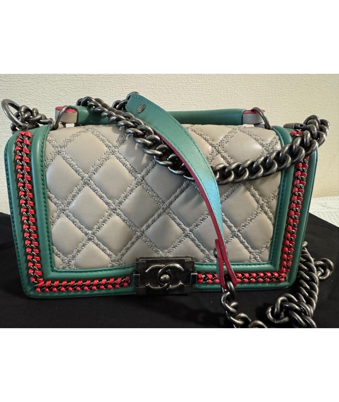 CHANEL Серая кожаная сумка через плечо, фото 3