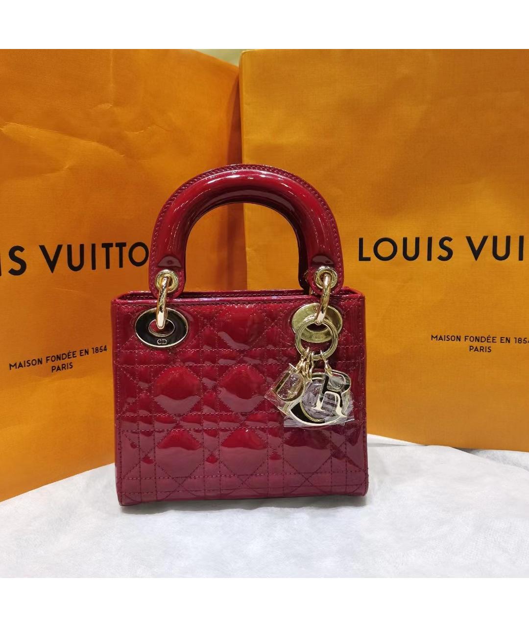 CHRISTIAN DIOR Красная сумка через плечо из лакированной кожи, фото 9