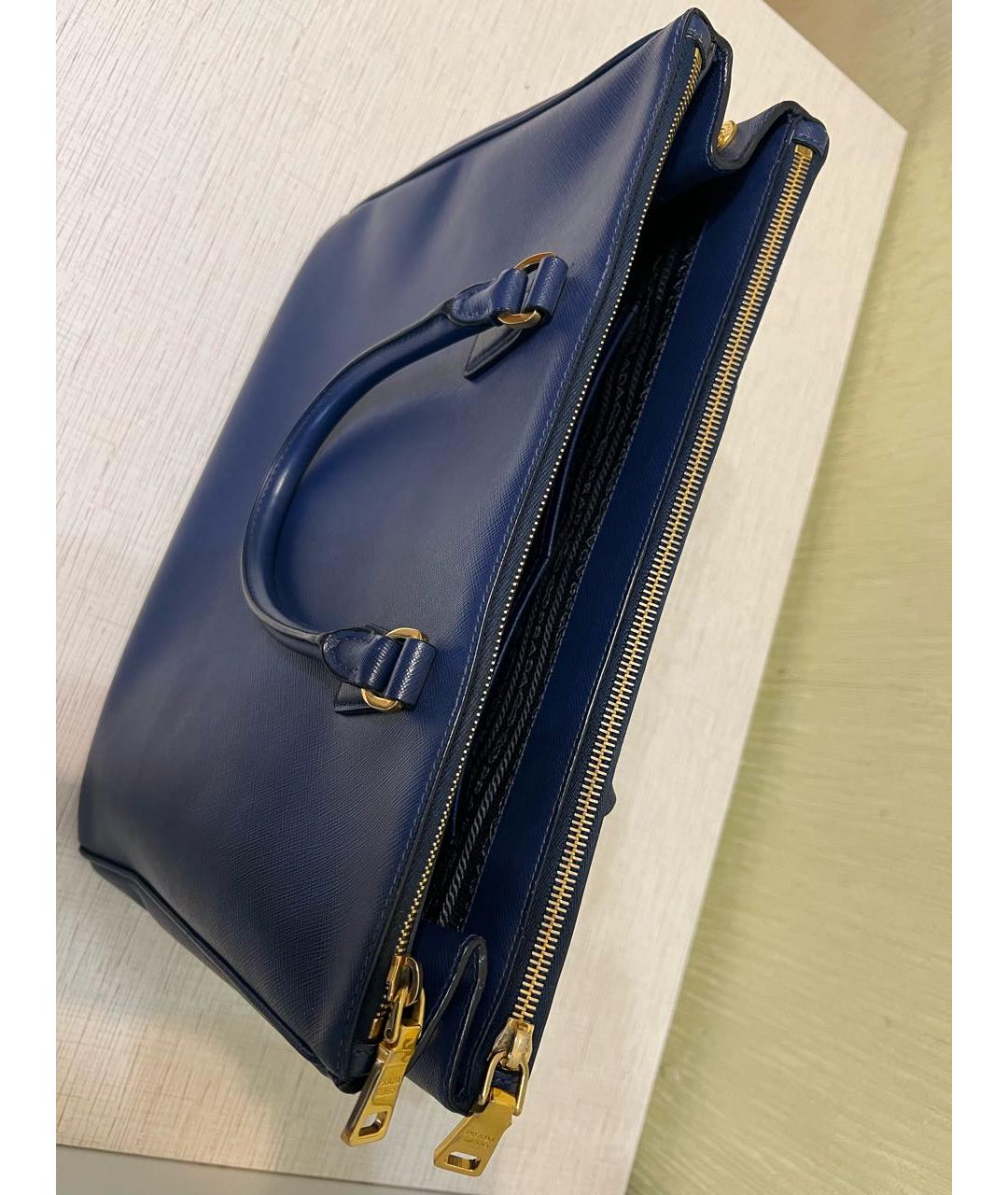 PRADA Темно-синяя кожаная сумка с короткими ручками, фото 8