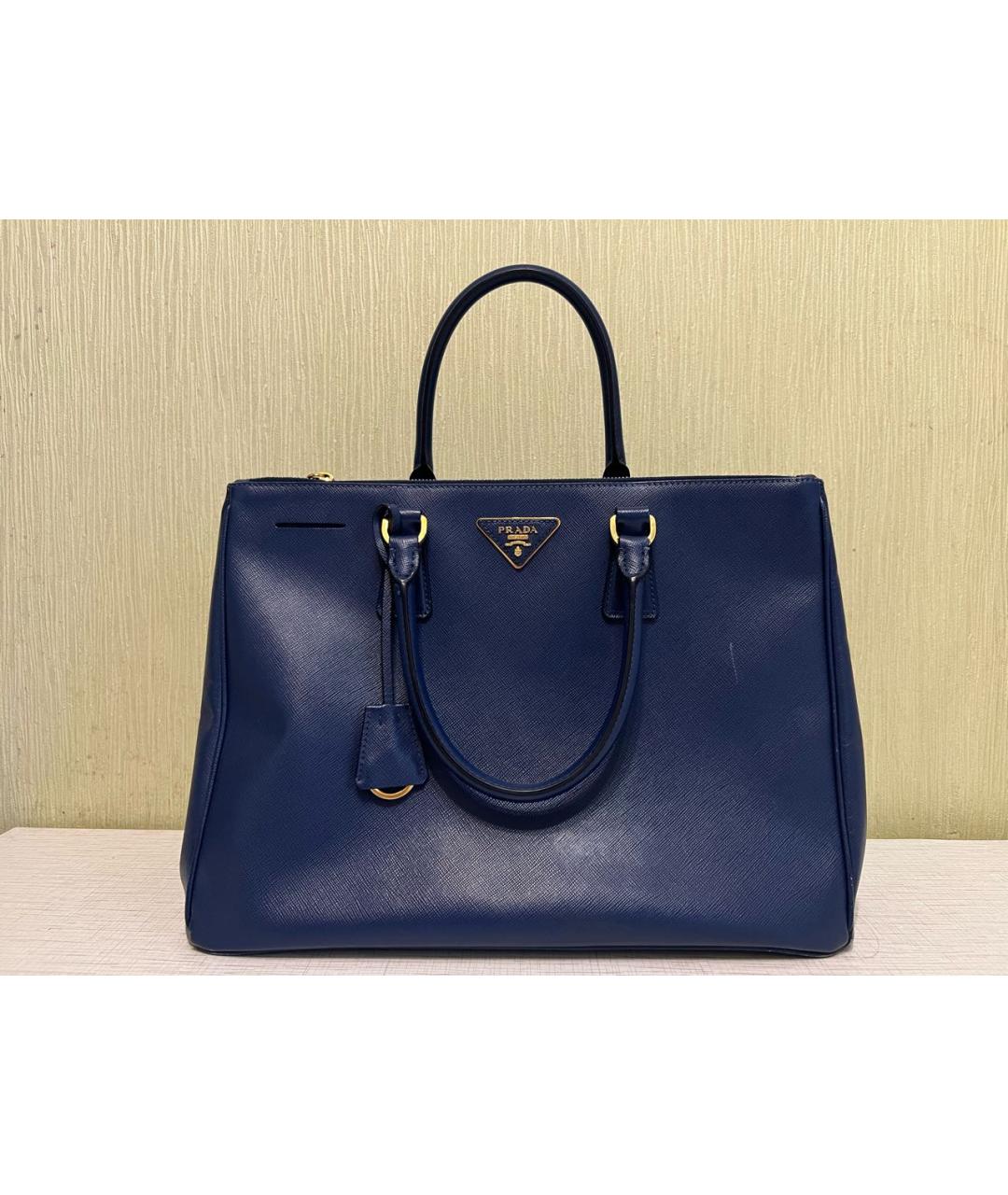 PRADA Темно-синяя кожаная сумка с короткими ручками, фото 9